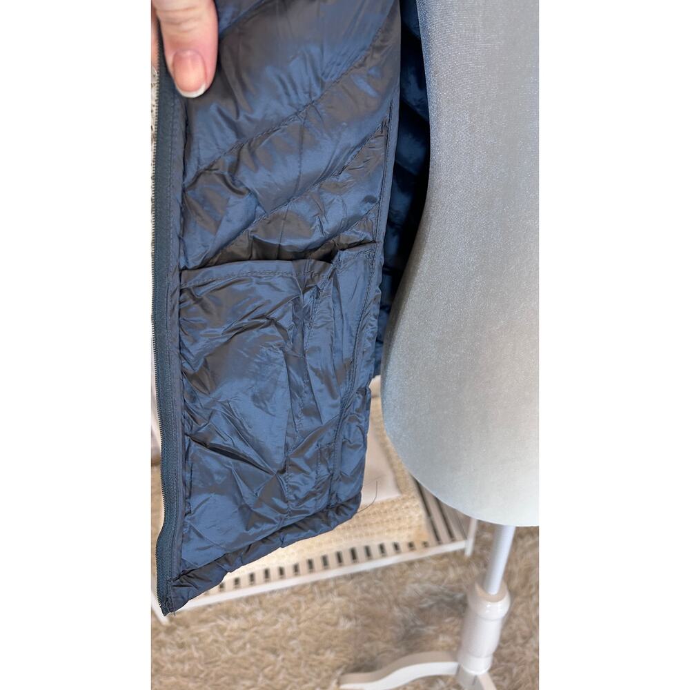 32 Degrees Women's Size S Blue Gray Quilted Puffer Vest Jacket # 0099 - Picture 6 of 10